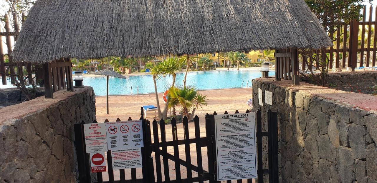 Апартаменты Tamarindo I Piscinas De Agua Salada Коральео Экстерьер фото
